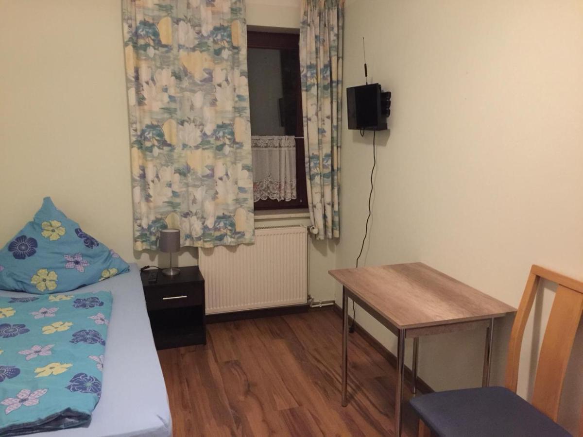 Zimmerfrei In Radebeul Esterno foto